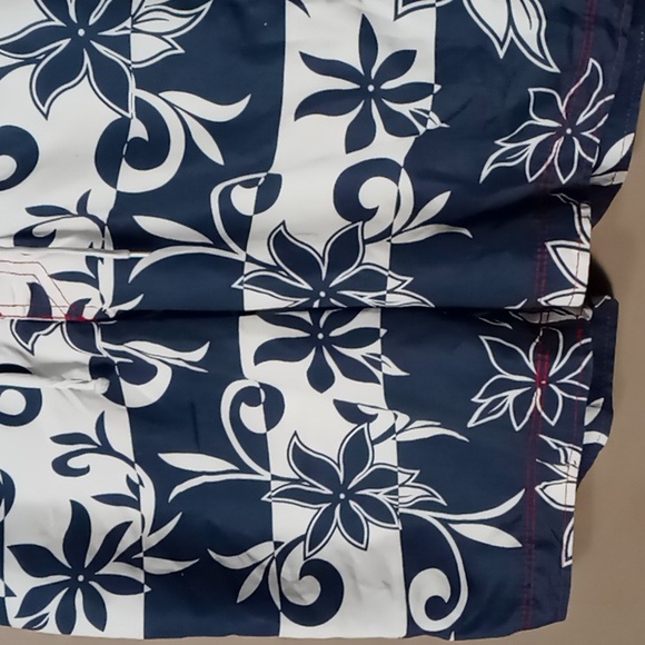 MLB Genuine Merchandise Boston Red Sox Swim Trunks w Red Sock Pocket XL - Picture 6 of 7